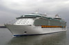 Freedom-of-the-Seas-(6)-29-Apr-2006.jpg (56954 bytes)