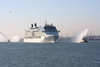 Celebrity-Eclipse--20-Apr-2010-1.jpg (165271 bytes)