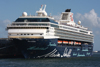 Mein-Schiff-2--3-Aug-2012-2.jpg (232318 bytes)